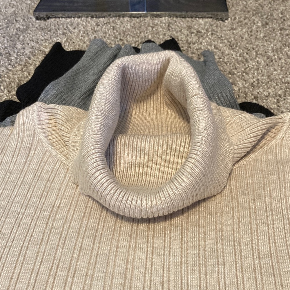 George Ribbed Knit Sweater in Cream, grey and black. Women’s set of 3, NWOT - Picture 3 of 5